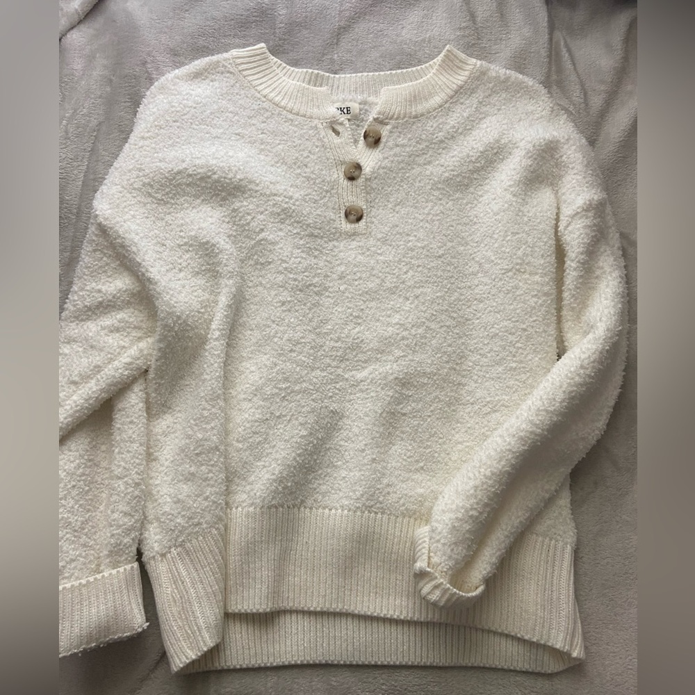 BKE sweater